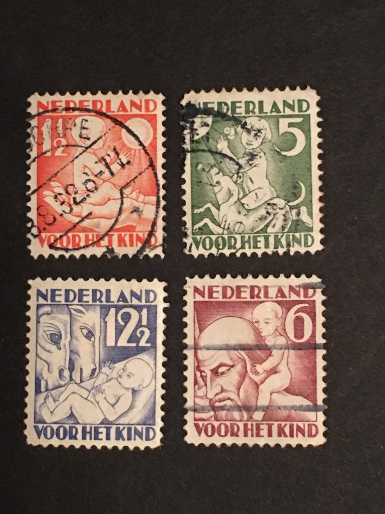 i10-232 Nederland 1930 NVPH 232-235 plakker. - gestempeld, Ophalen of Verzenden, T/m 1940, Gestempeld