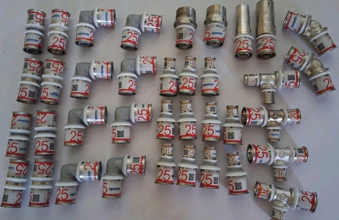 37 x Uponor S-Press fittingen/ perskoppelingen 25 mm, Ophalen of Verzenden, Nieuw, Koper, Overige typen