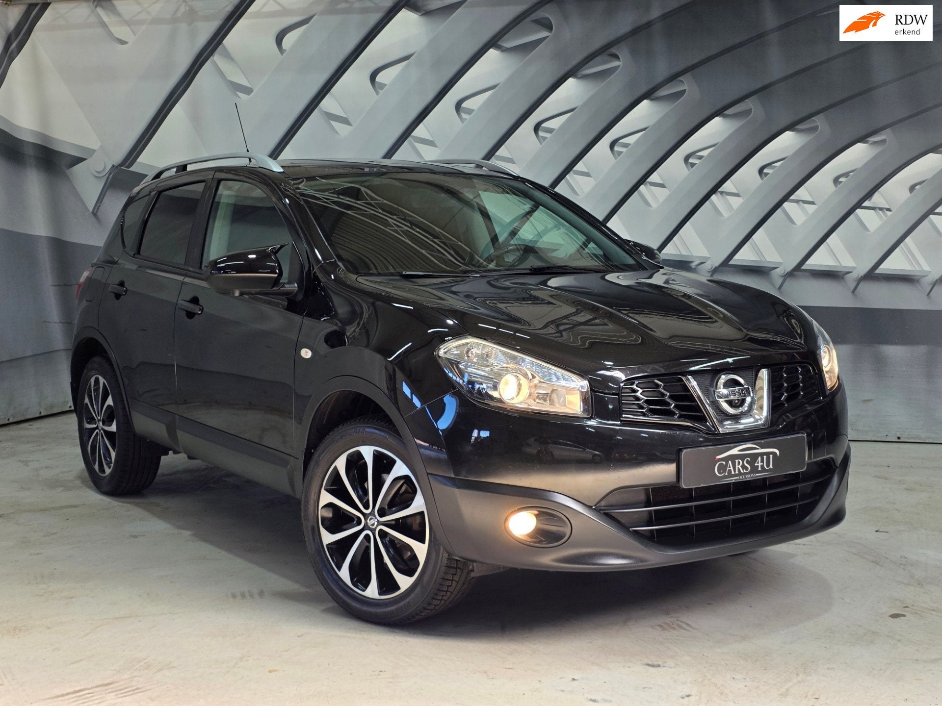 Nissan Qashqai 1.6 Tech View 360 camera clima panorama, Voorwielaandrijving, Euro 5, Stof, Gebruikt