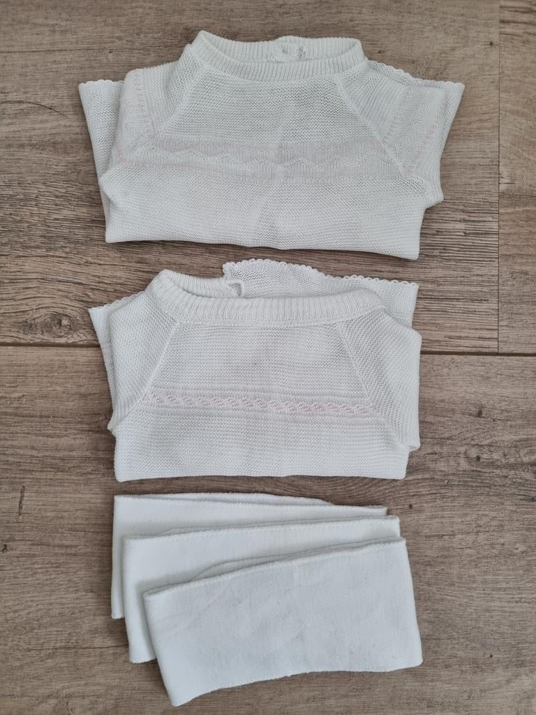 Twee vintage luiertruitjes en drie navelbandjes, Verzamelen, Poppen, Gebruikt, Ophalen of Verzenden