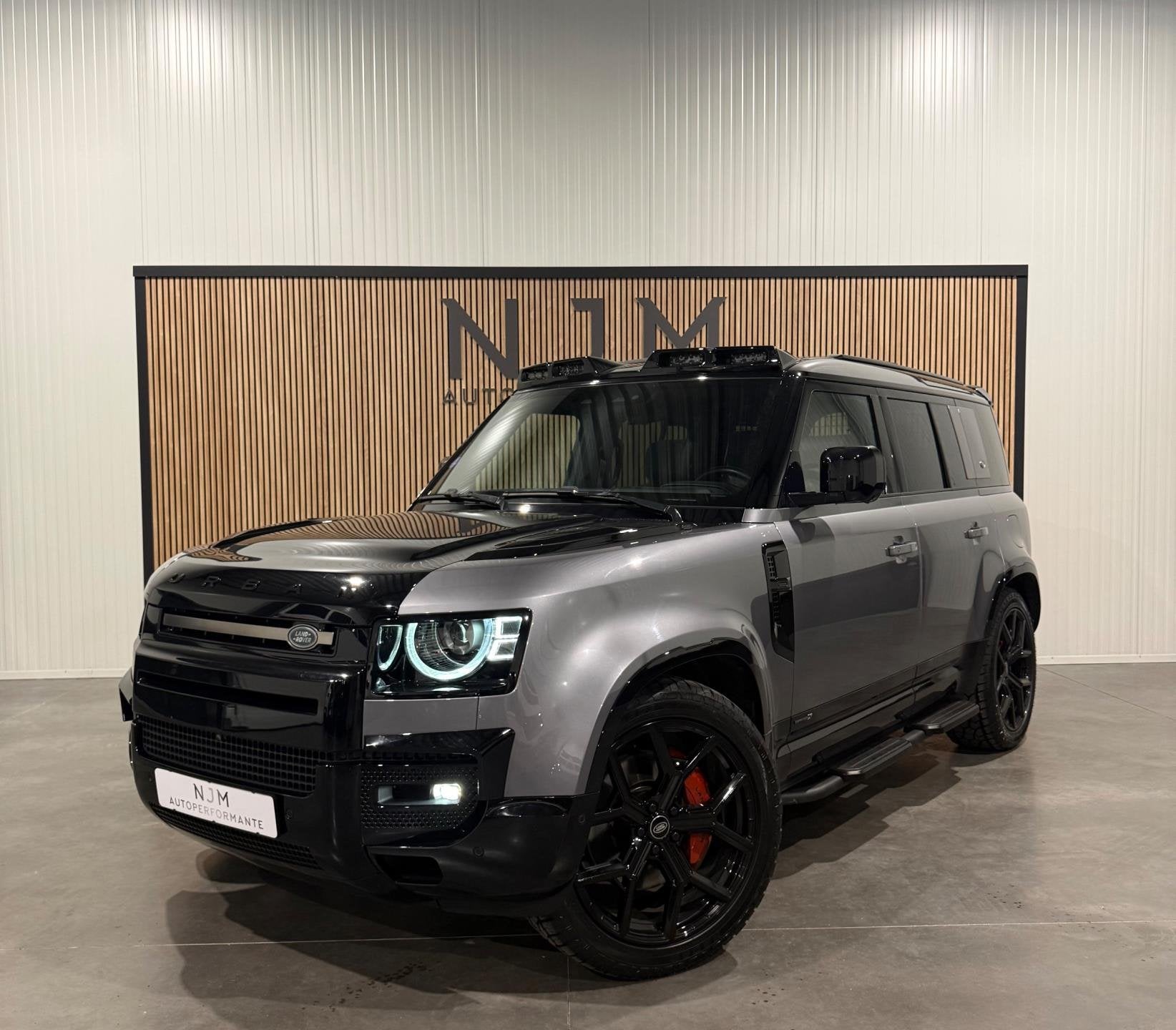 Land Rover Defender 110 2.0 P400e 110 X|Urban|Uniek|VOL, Auto's, Automaat, 404 pk, Gebruikt, 4 cilinders