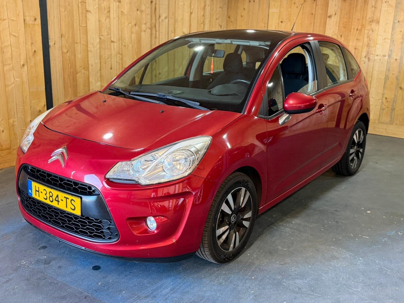 Citroen C3 1.4 Dynamique 2010 5-Deurs Rood Airco Navi, Voorwielaandrijving, Euro 5, Bedrijf, 570 kg