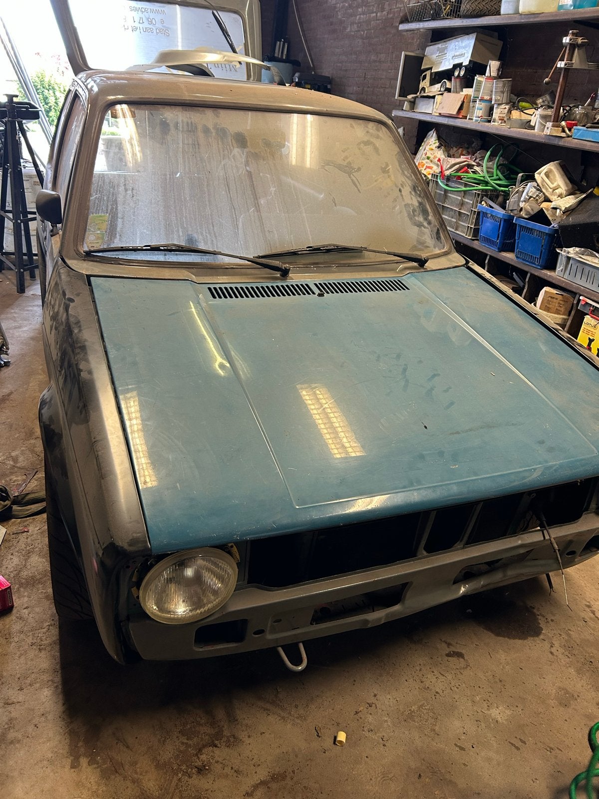 Volkswagen Golf 1 winterproject, Auto's, 4 cilinders, Origineel Nederlands, Te koop, 1588 cc