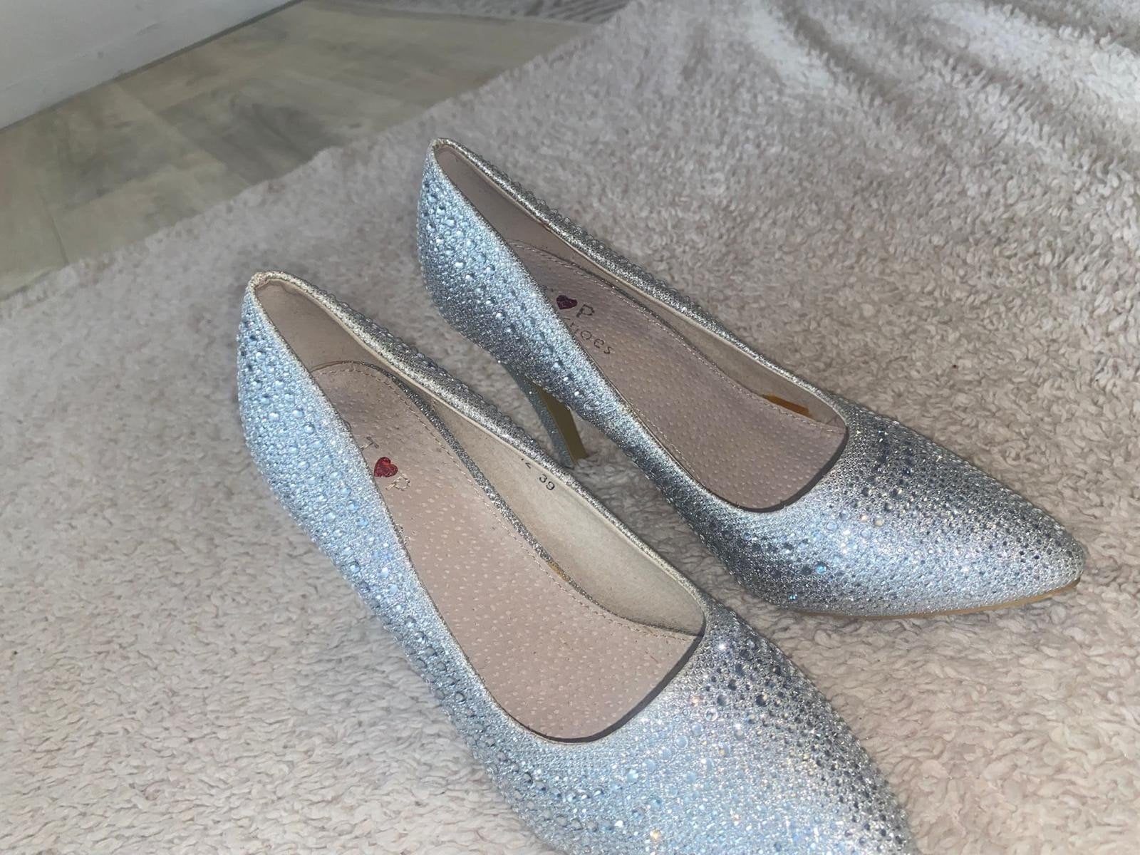 Zilveren pumps met glitters, maat 39, Pumps, Nieuw, Ophalen of Verzenden, Onbekend