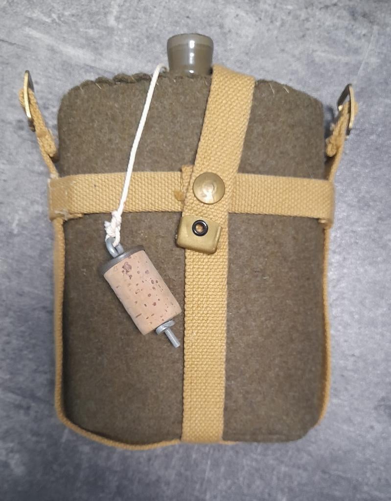 Wo2 Britse veldfles en foedraal, Verzamelen, Verzenden, Landmacht, Engeland, Overige typen