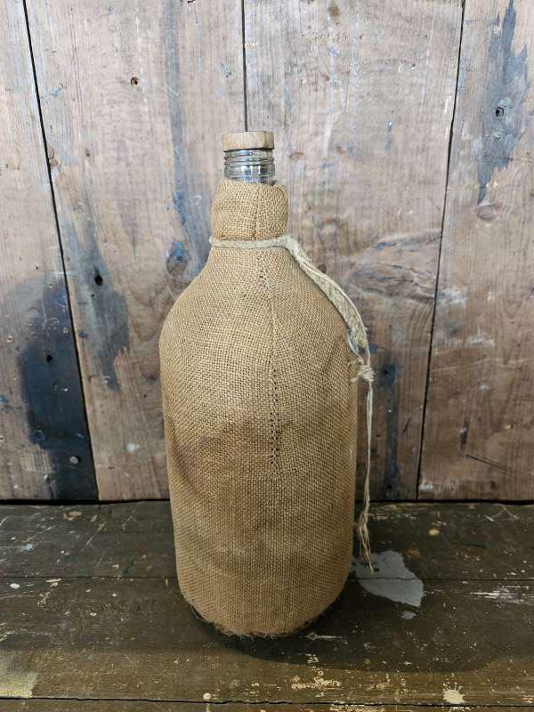 oude fles ``WOONWINKEL RUSTIEK``, Antiek en Kunst, Ophalen of Verzenden