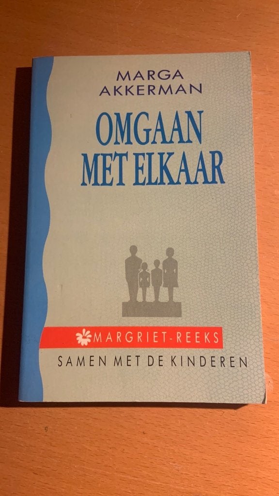 Omgaan met elkaar - Marga Akkerman, Ophalen of Verzenden, Zo goed als nieuw, Zwangerschap en Bevalling