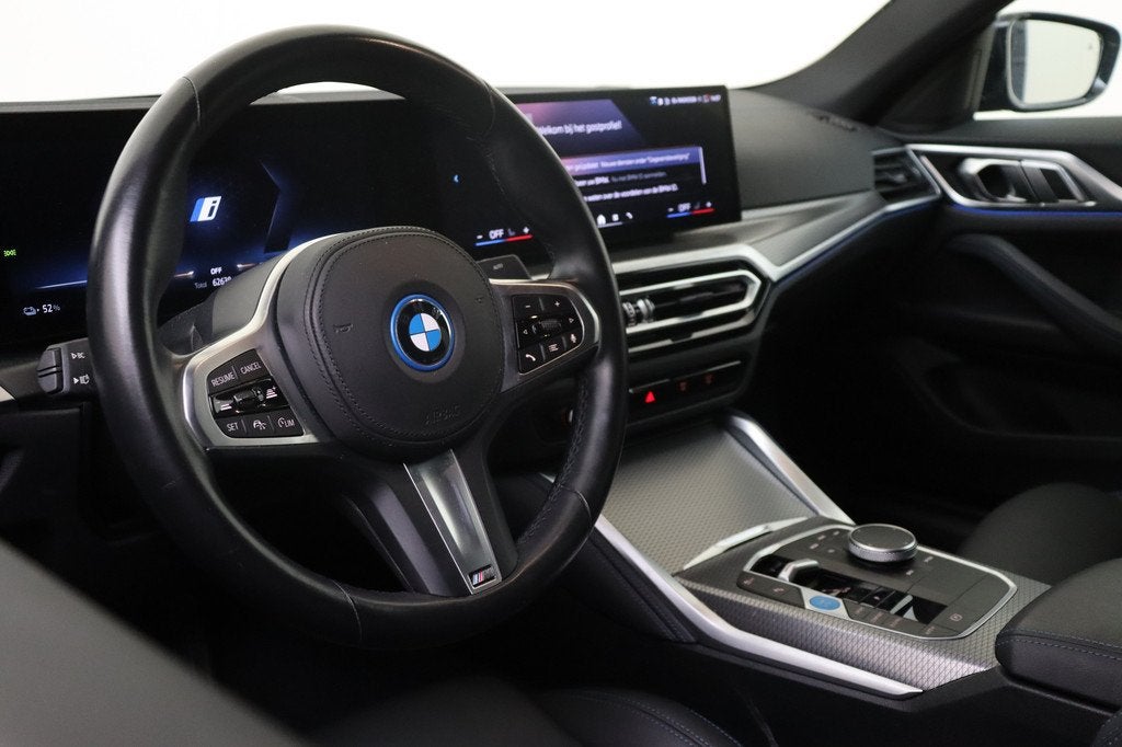BMW i4 eDrive40 High Executive M Sport / Comfort Access / Ac, Auto's, BMW, Achterwielaandrijving, Gebruikt, 590 km, Met garantie (alle)