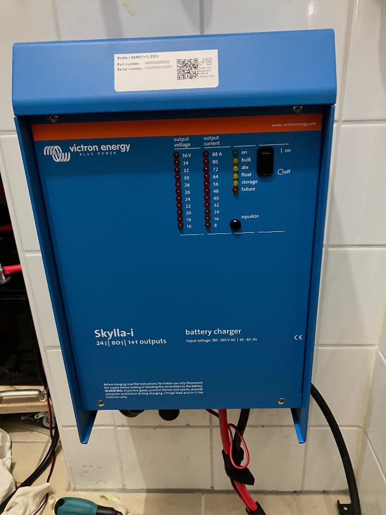 Victron Skylla-i 24/80 gloednieuw, Ophalen of Verzenden, Nieuw, Overige typen