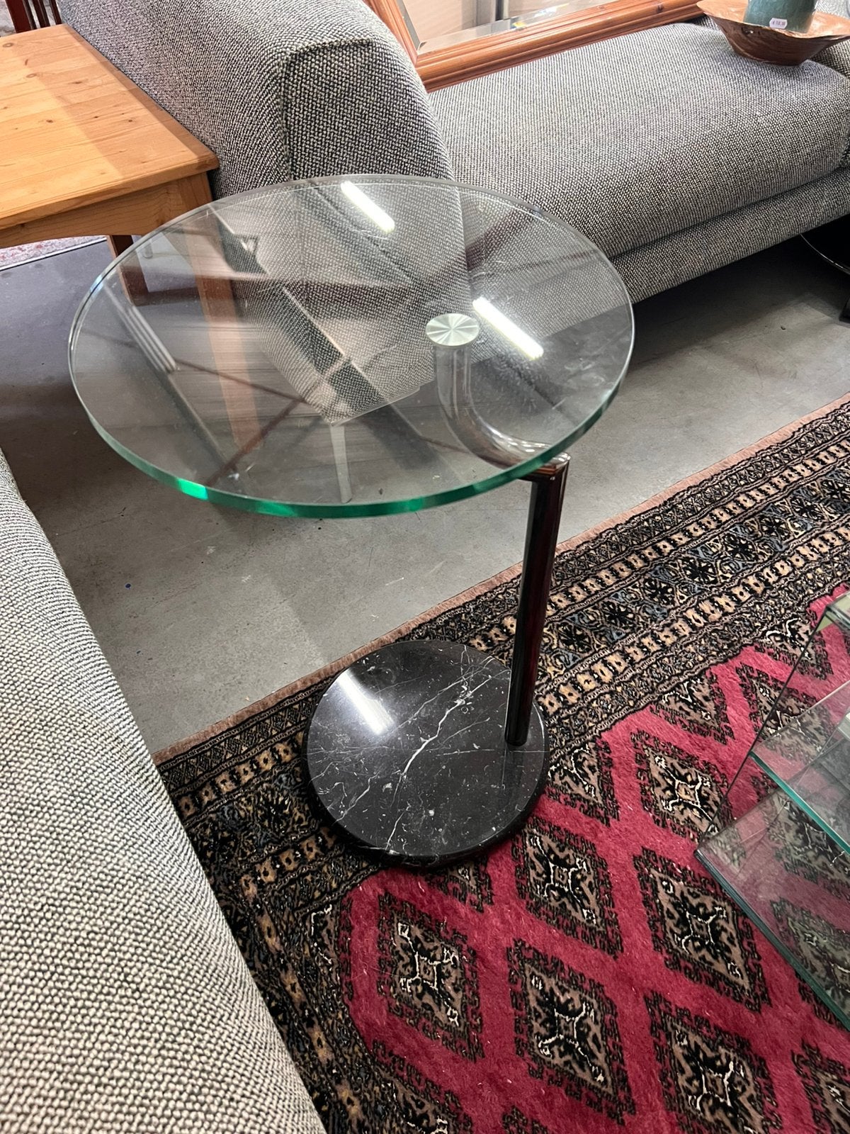Hollywood Regency / Space Age Bijzettafel Marmer Glas, D, Rond, Hollywood regency space age retro mcm, 50 tot 100 cm