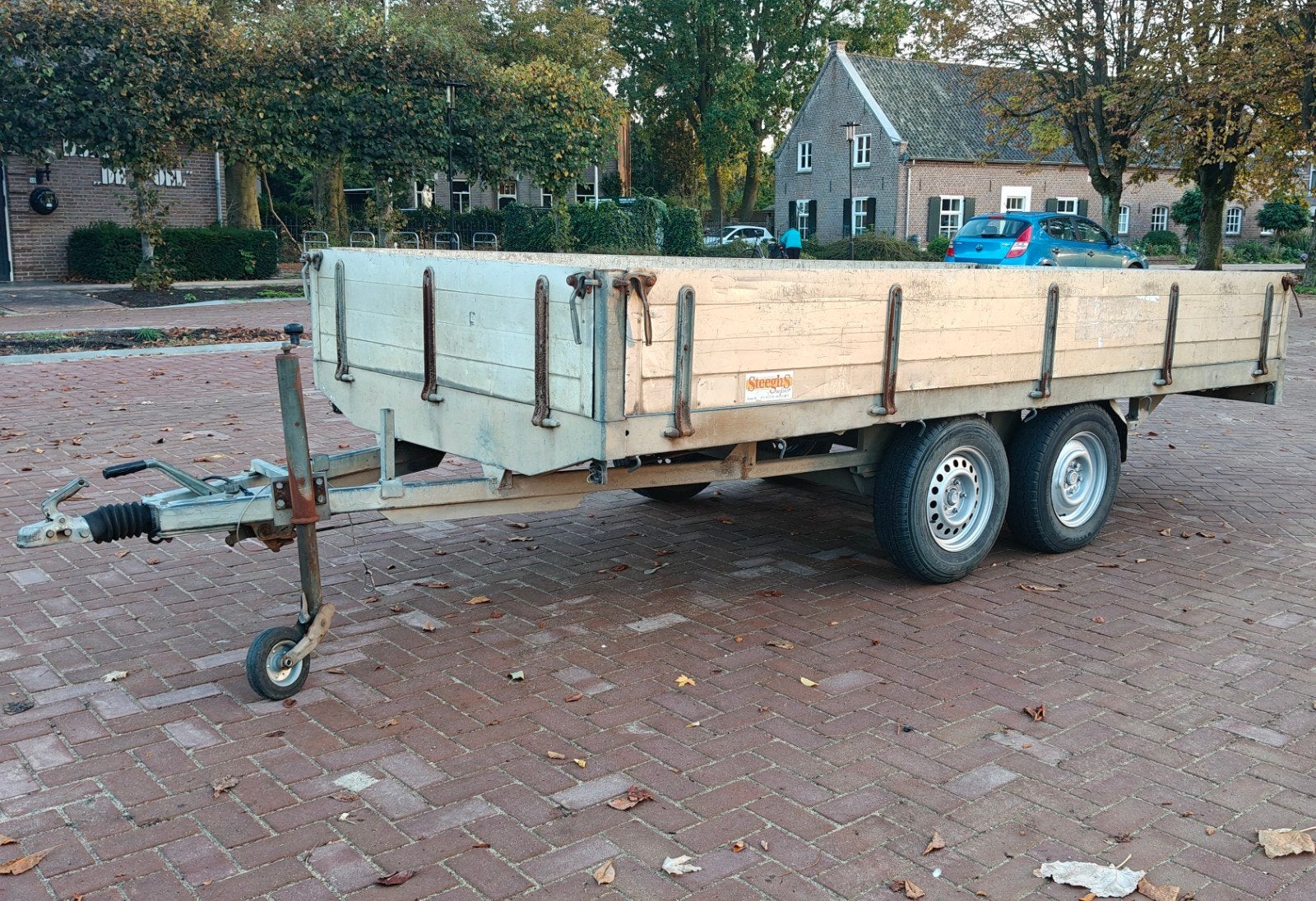 Hapert plateauwagen aanhanger 2700kg 400x180, Ophalen