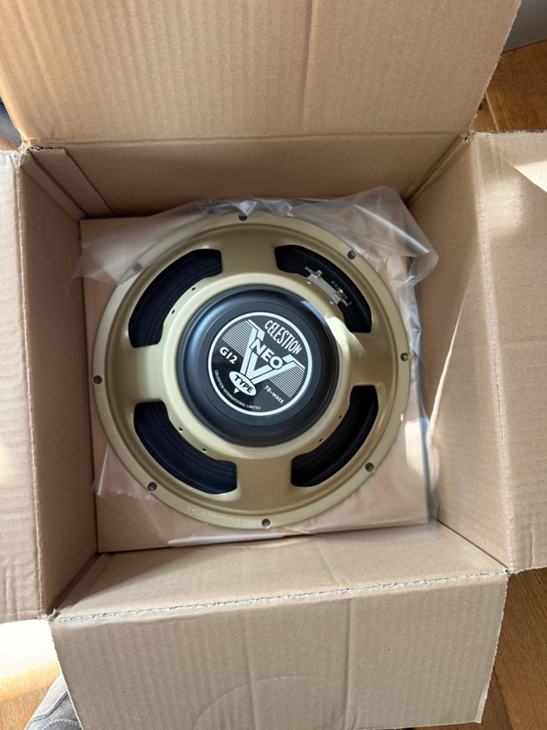 Celestion Neodymium V-type 2 stuks, Ophalen of Verzenden, Zo goed als nieuw