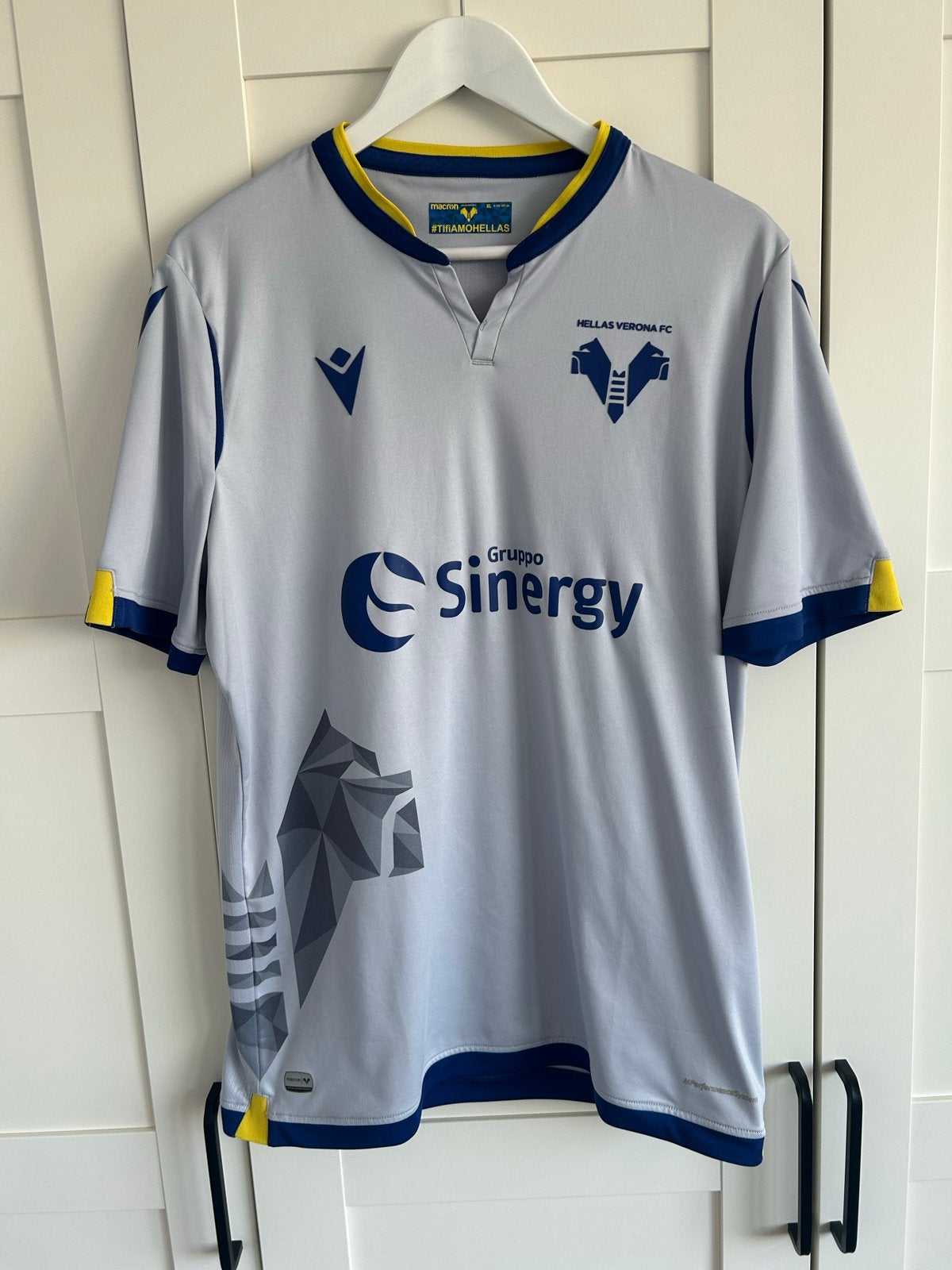 Hellas Verona 3e tenue 2020-2021 - Maat XL, Verzenden, Maat 56/58 (XL), Zo goed als nieuw, Voetbal