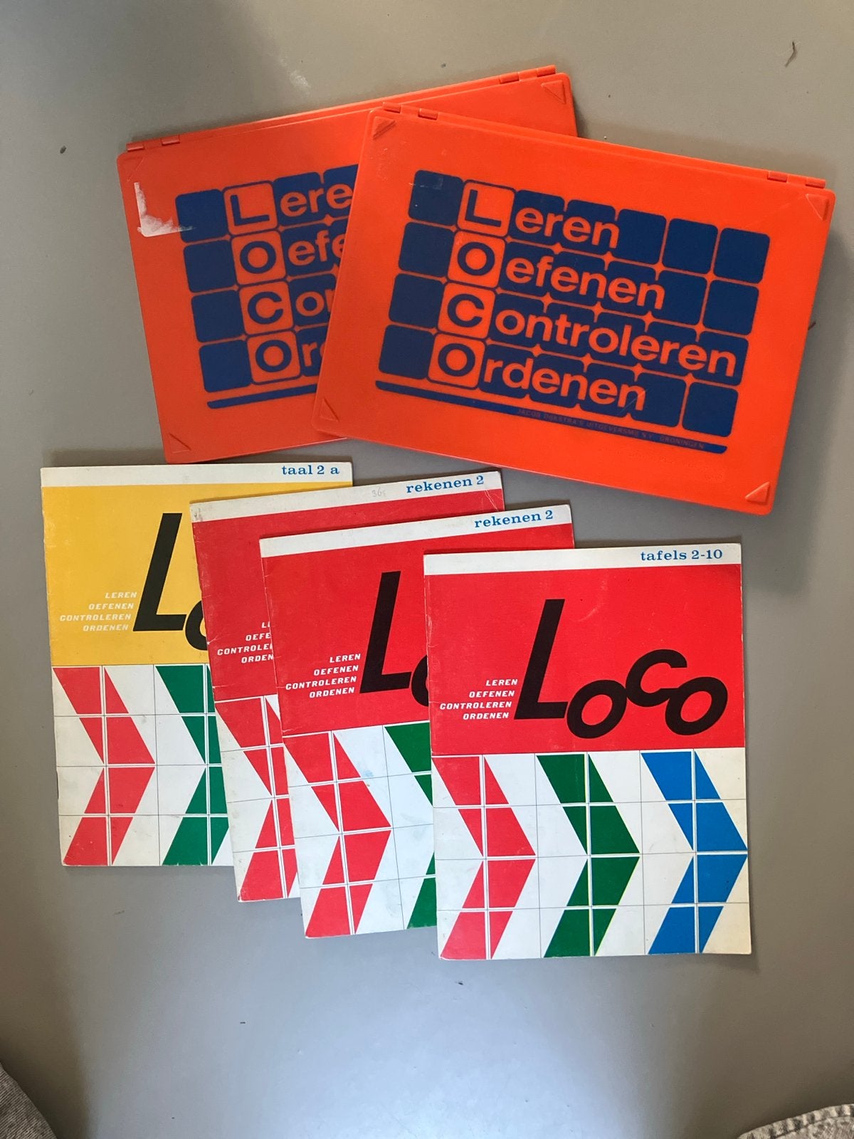 Loco leermiddelen: 2 basisdozen en 4 boekjes, Ophalen of Verzenden, Gebruikt