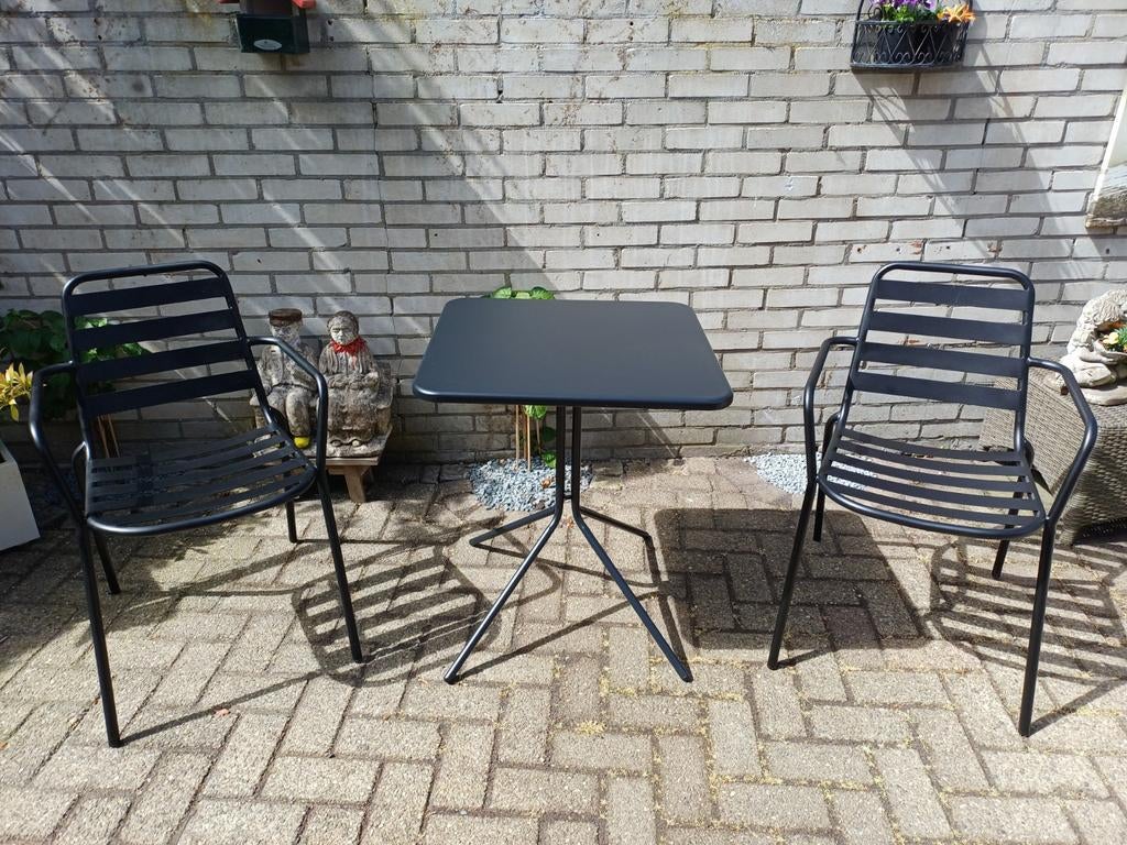 tuinsetje twee stoelen en tafel van metaal, Tuin en Terras, Ophalen, Overige materialen, 2 zitplaatsen