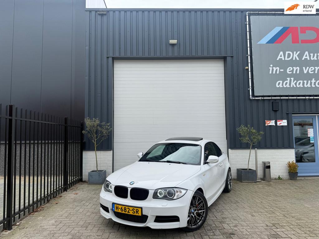 BMW 1-serie Coupé 135i High Executive SCHUIFDAK/LEDER/XENON, Auto's, BMW, 1-Serie, Euro 5, Achterwielaandrijving, Gebruikt