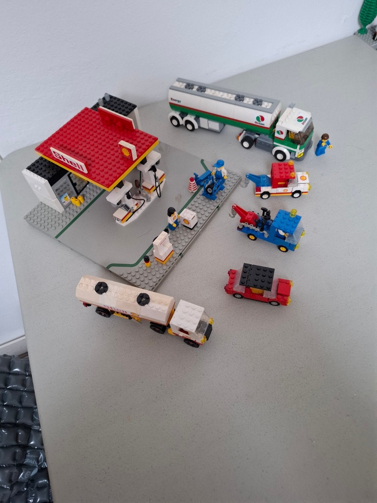 Lego Shell tankstation met diverse voertuigen en figuren, Ophalen, Gebruikt, Overige merken