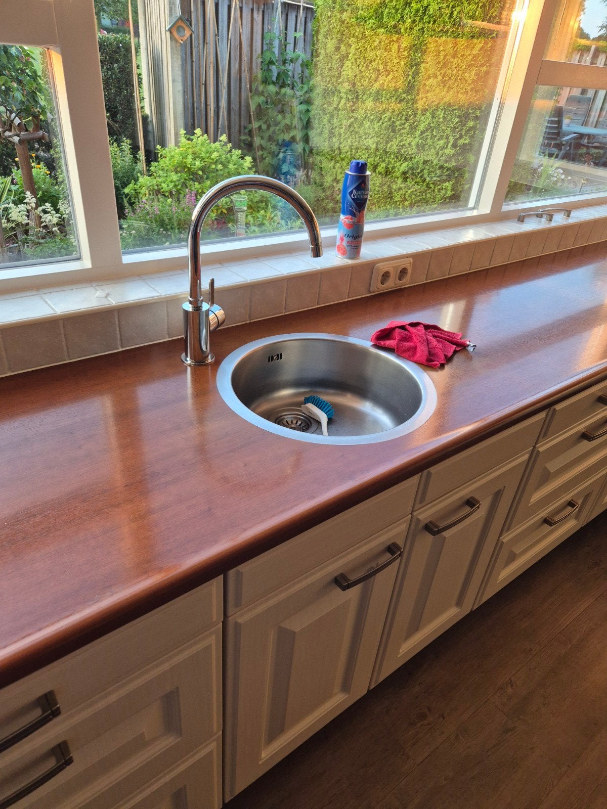 keukenblad met wasbak en kraan, lengte 3,50 mtr en 60 cm br., Ophalen, Hout