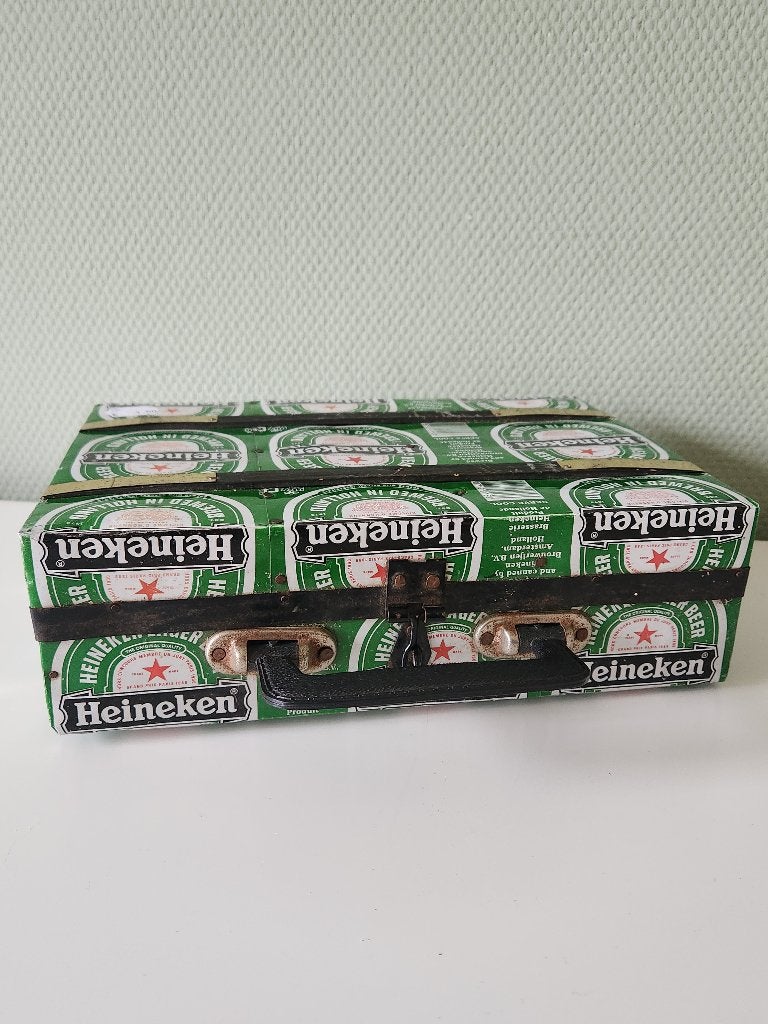 Handgemaakt koffertje van Heineken blikjes, Ophalen of Verzenden, Gebruikt, Overige typen, Heineken