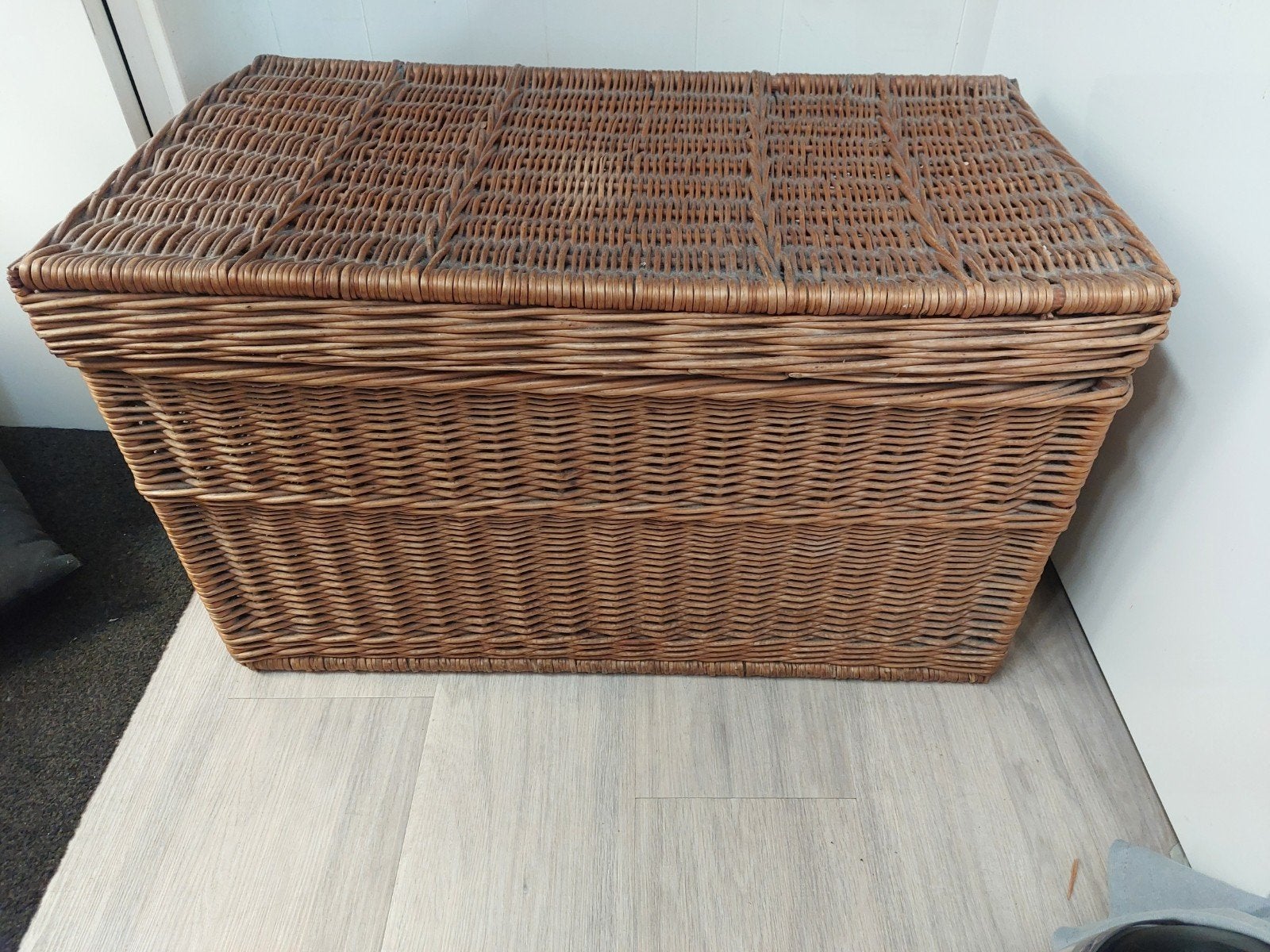Grote rieten opbergkist met deksel, Ophalen, Zo goed als nieuw, 50 tot 100 cm, 50 tot 75 cm