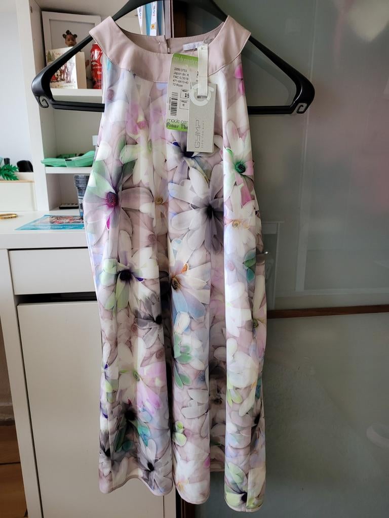 Mooie jurk maat 152, Kinderen en Baby's, Kinderkleding | Maat 152, Meisje, Nieuw, Ophalen of Verzenden, Jurk of Rok