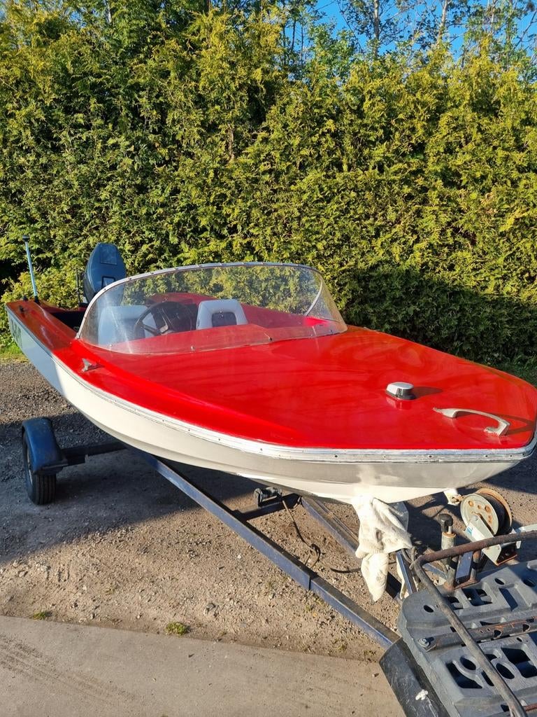 Beekman blauwe speedboot with vital tourboot, Watersport en Boten, Speedboten, Gebruikt, Beekman, Benzine, Minder dan 70 pk, Buitenboordmotor