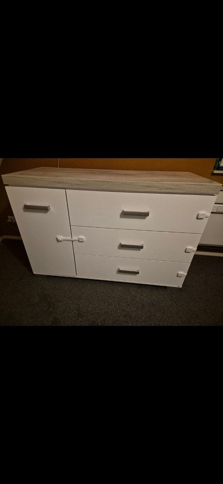 Commode met kinderbeveiliging, Ophalen, Gebruikt