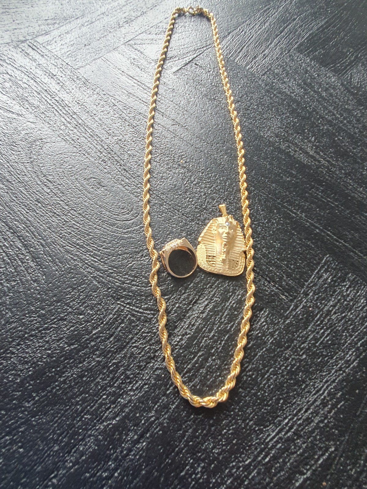 Ketting Hanger Ring, Ophalen of Verzenden, Zo goed als nieuw, Goud, Overige materialen