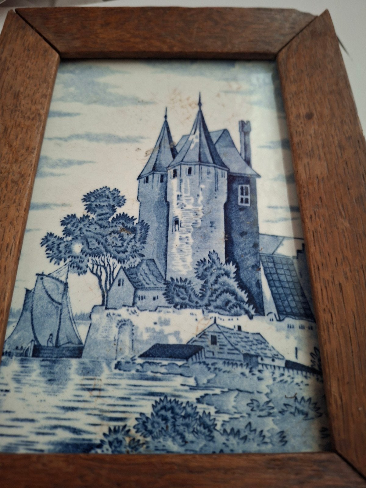 Delfts blauw tegeltableau met kasteel en zeilschip, Antiek en Kunst, Ophalen of Verzenden