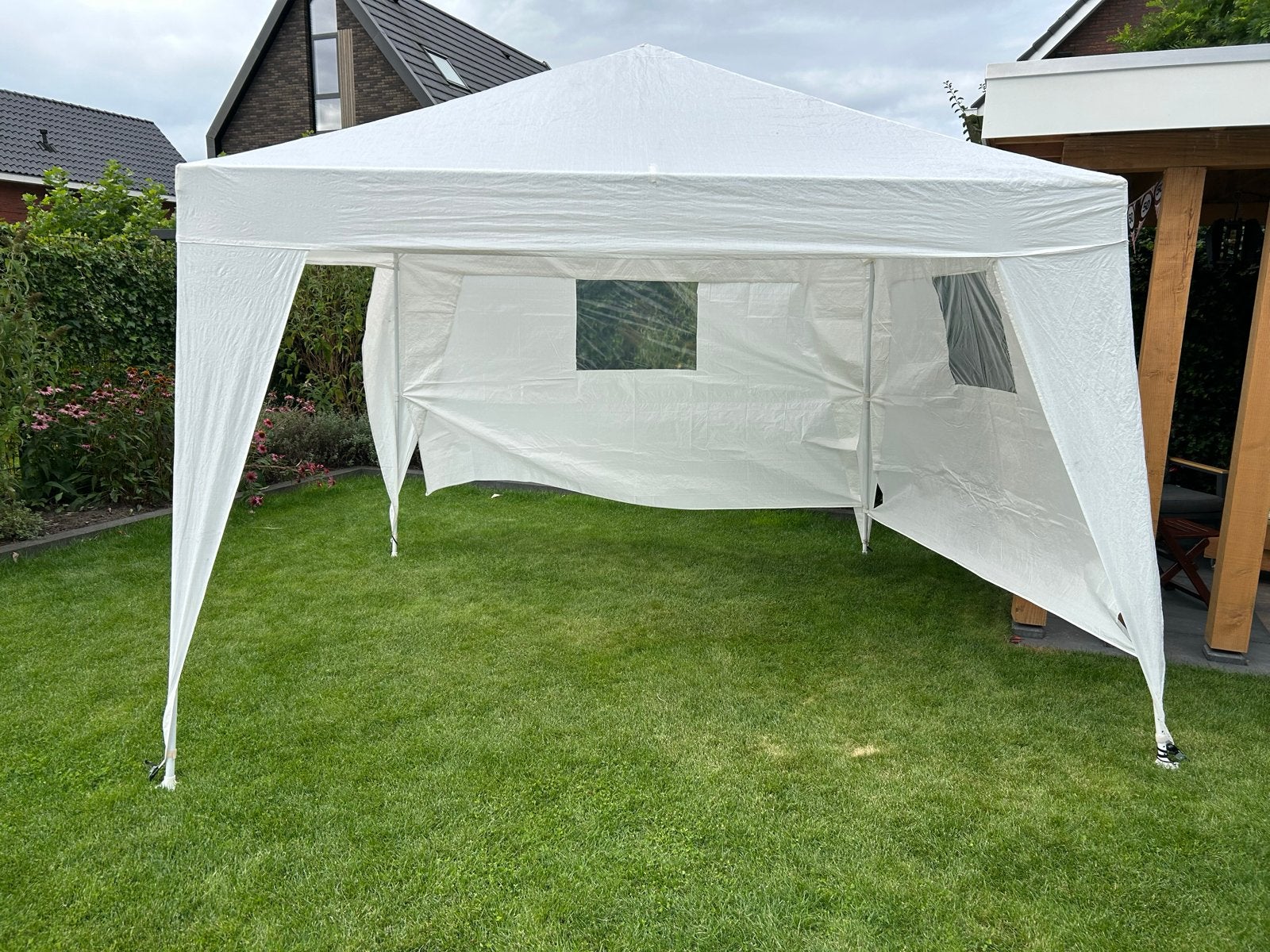 Partytent 3x3 meter met zijwanden - Opknapper, Ophalen, Gebruikt, Partytent, Minder dan 4 meter