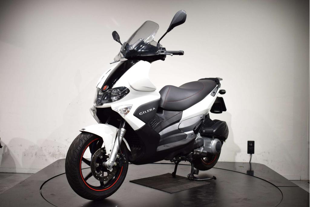 Gilera Runner 125 4t | 2011 | 9.000km, Piaggio & C. SpA, Viale Rinaldo Piaggio, 25, 56025 Pontedera PI, Italië, Zo goed als nieuw