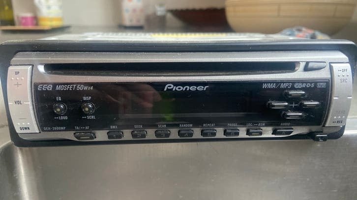 Pioneer DEH-2800MP Autoradio - WMA/MP3/CD/RDS, Ophalen of Verzenden, Gebruikt
