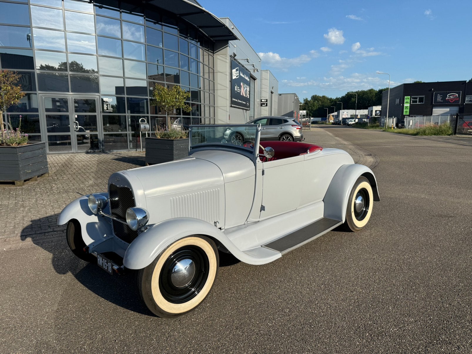 Ford model A roadster hotrod full fendered V8 NL kenteken, Automaat, Achterwielaandrijving, Cabriolet, Leder