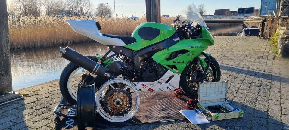 Kawasaki ZX6R 636 Supersport 140+pk met wielset + spares, Motoren, Motoren | Kawasaki, 636 cc, 4 cilinders, Motorrijbewijs A, Gebruikt