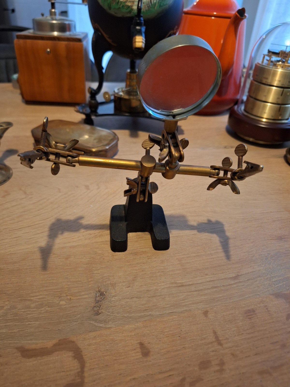 Soldeerhulp met vergrootglas en klemmen, Ophalen, Gebruikt, Vergrootglas of Loep