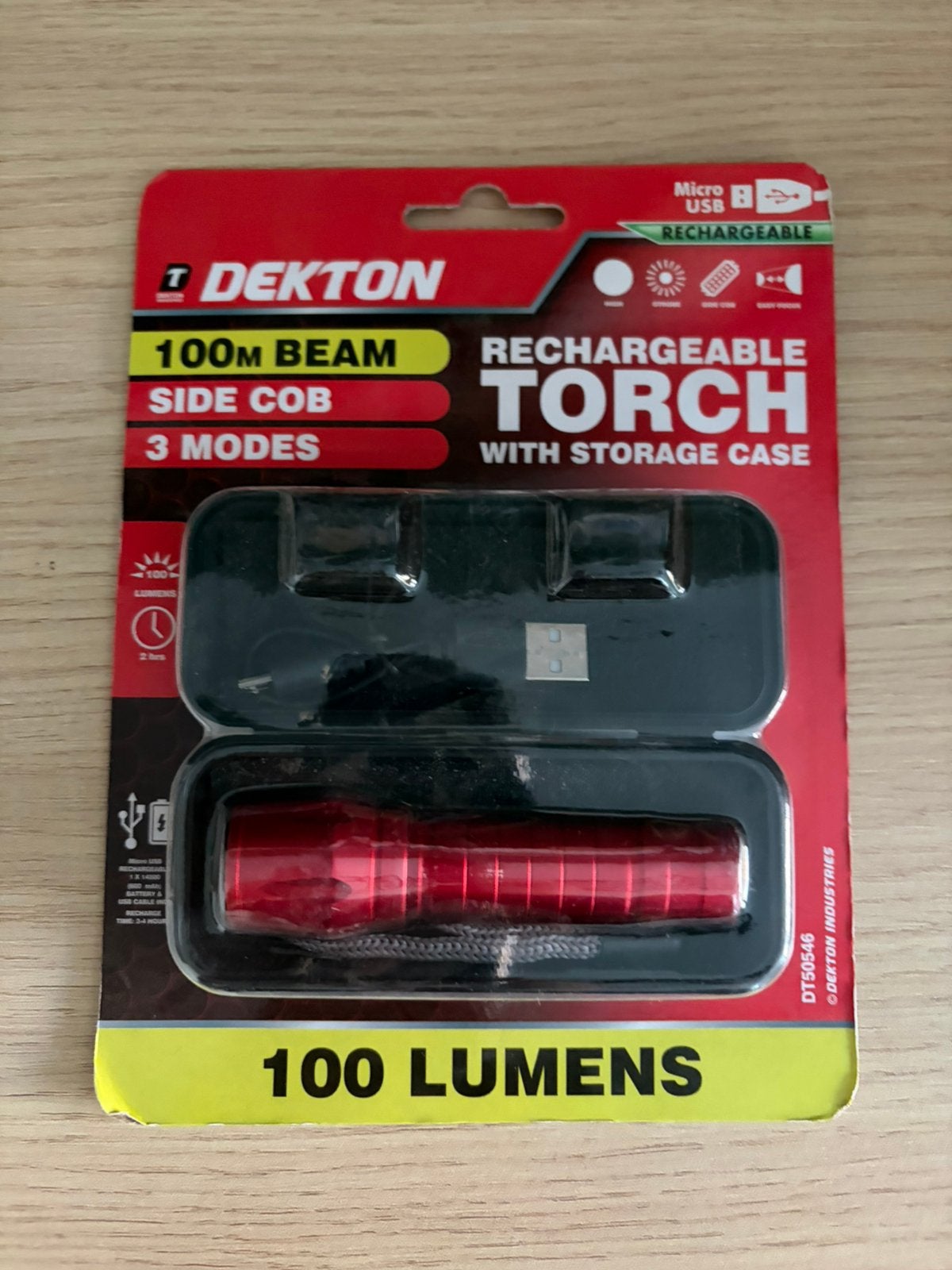 Dekton oplaadbare zaklamp 100m beam (nieuw), Ophalen of Verzenden, Nieuw, Accu
