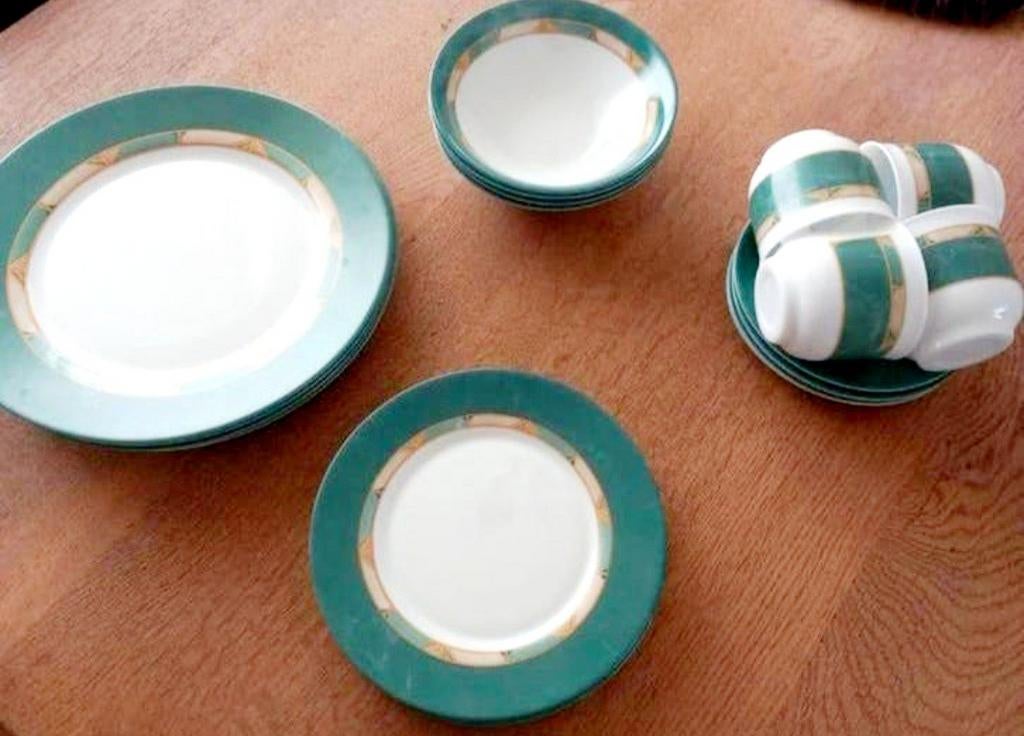 Nieuw arcopal partena 20 delig servies jaren 90 ehv geldrop, Ophalen, Zo goed als nieuw, Overige stijlen, Bord(en)