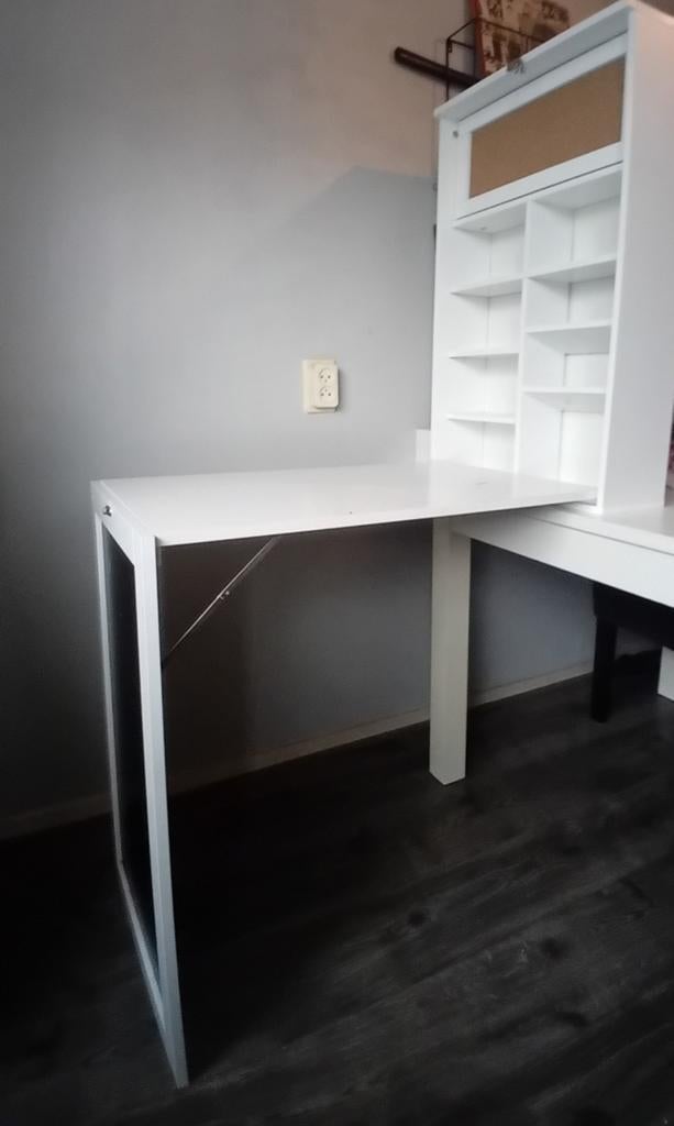 Opklap bureau, Ophalen