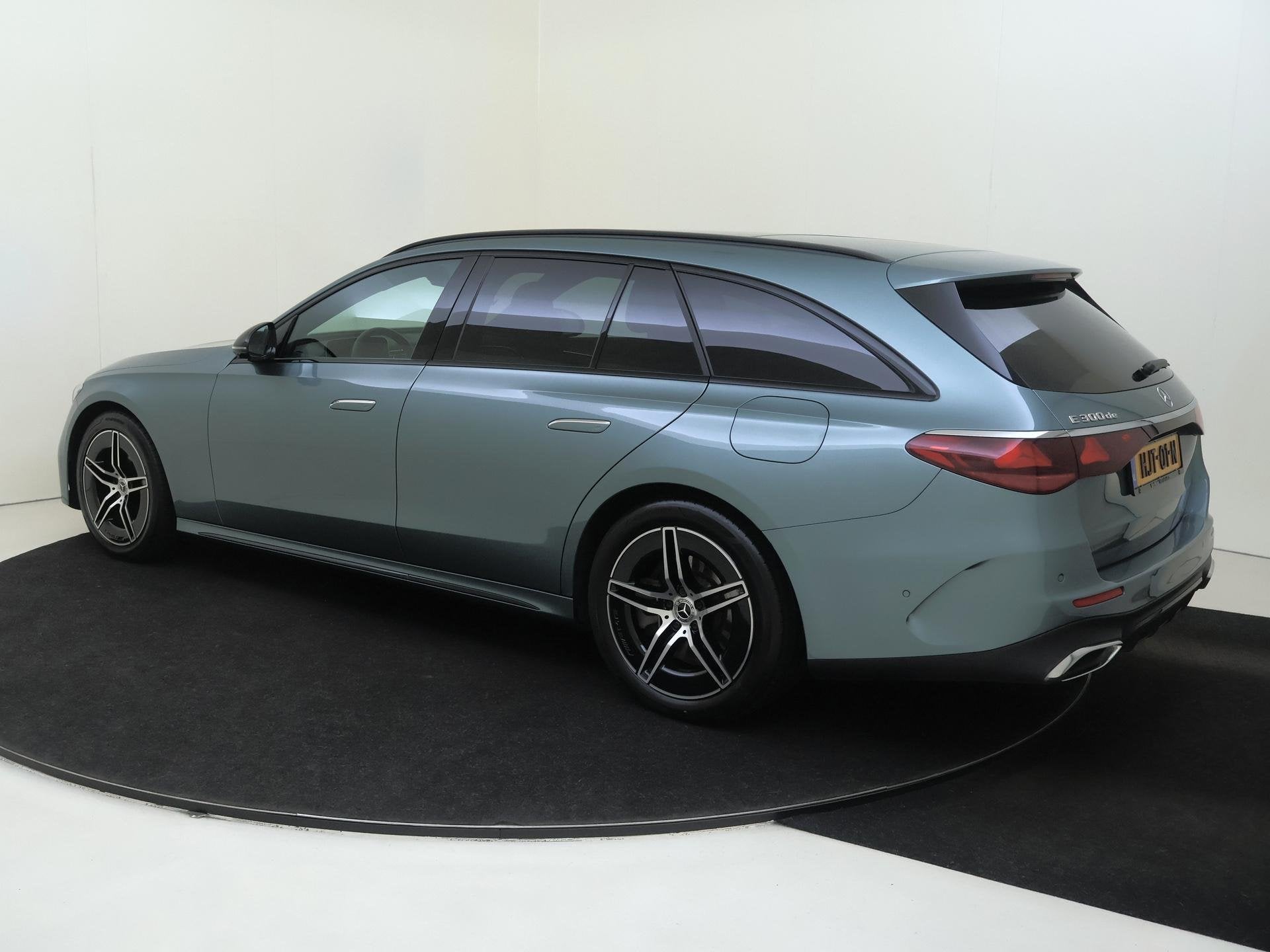 Mercedes-Benz E-klasse Estate 300 de AMG Line / Night/ 19 in, Auto's, Automaat, Achterwielaandrijving, Gebruikt, Euro 6
