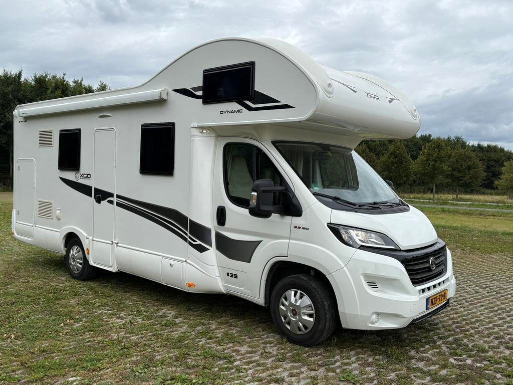 7 pers camper 2020 XGO Dynamic 39, zeer netjes!, Caravans en Kamperen, Campers, Alkoof, Ringverwarming, Treinzit, Particulier