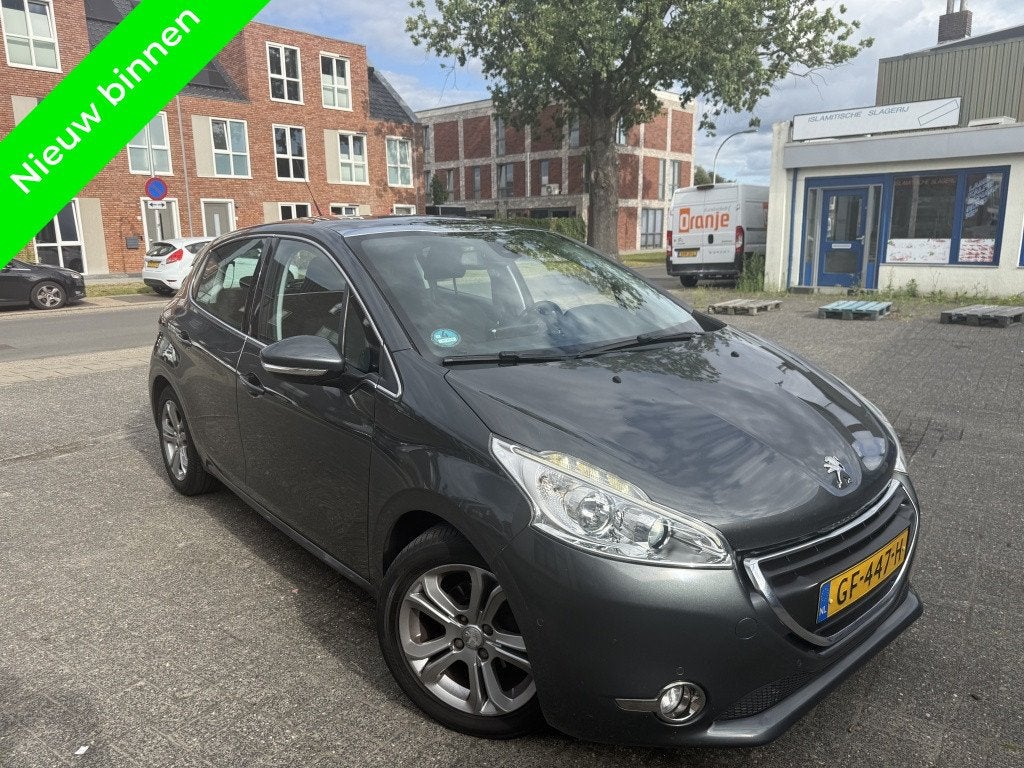 Peugeot 208 1.6 BlueHDi Pano|Clima|Cruise (bj 2015), Auto's, Voorwielaandrijving, Gebruikt, Euro 6, 4 cilinders