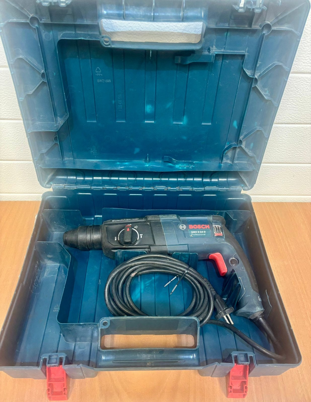 BOSCH Boorhamer GBH 2-24 D 790w 230v SDS Plus, Boor- en/of Breekhamer, Ophalen of Verzenden, Klopboormechanisme, Gebruikt
