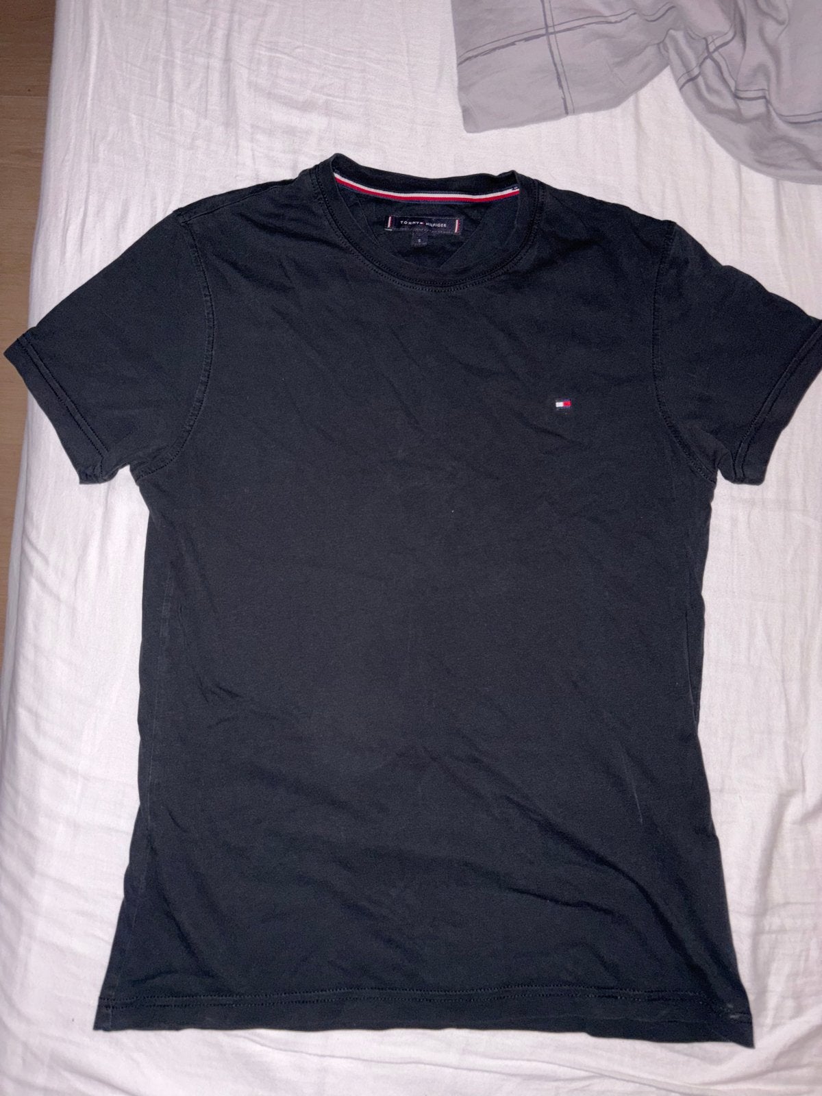 Tommy Hilfiger T-shirt Zwart Maat S, Ophalen of Verzenden, Gedragen, Maat 46 (S) of kleiner, Zwart