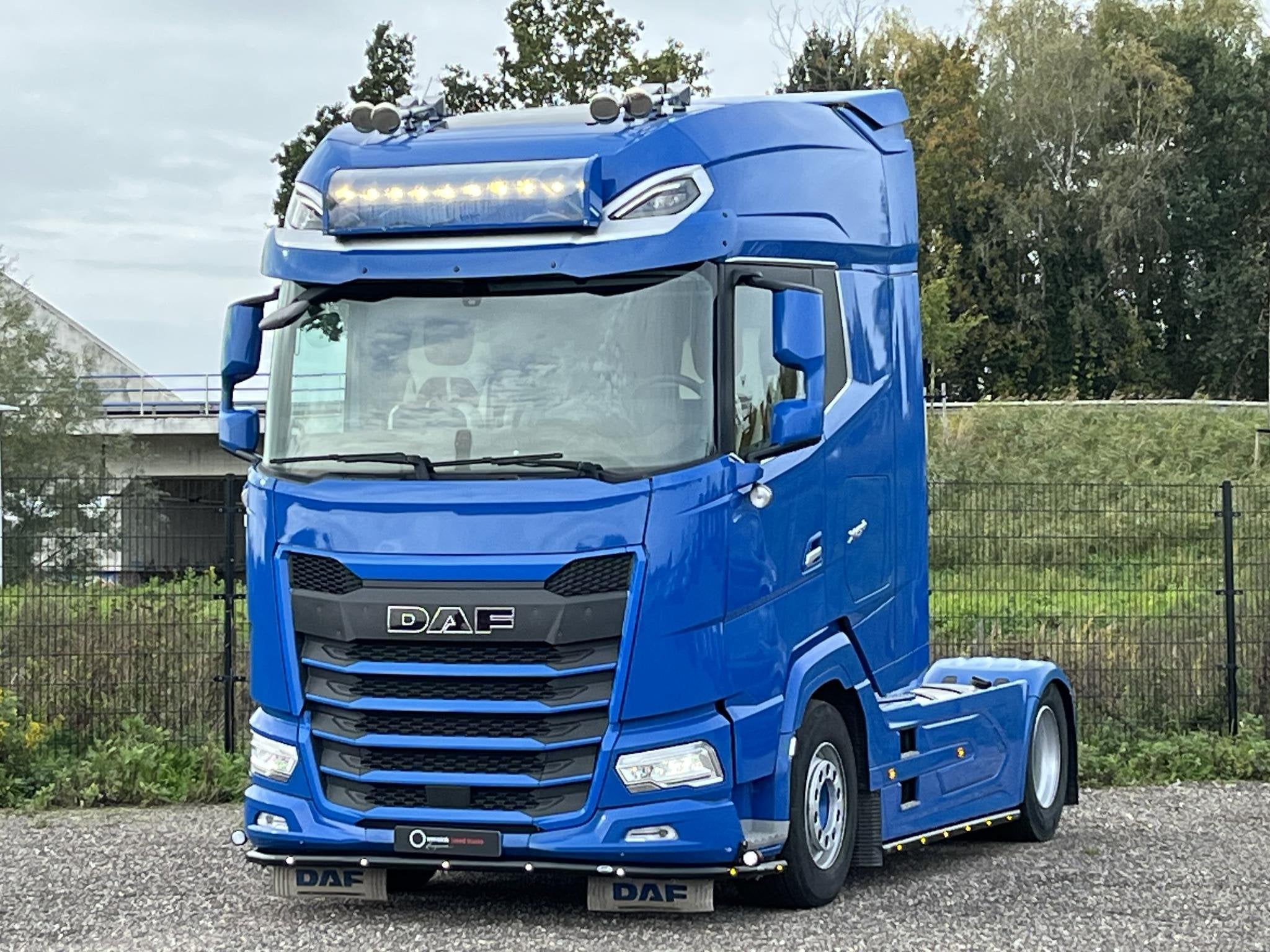 DAF XG+ 530 | Intarder | Full Air | Side + Lowbars, Automaat, Blauw, Overige brandstoffen, Bedrijf