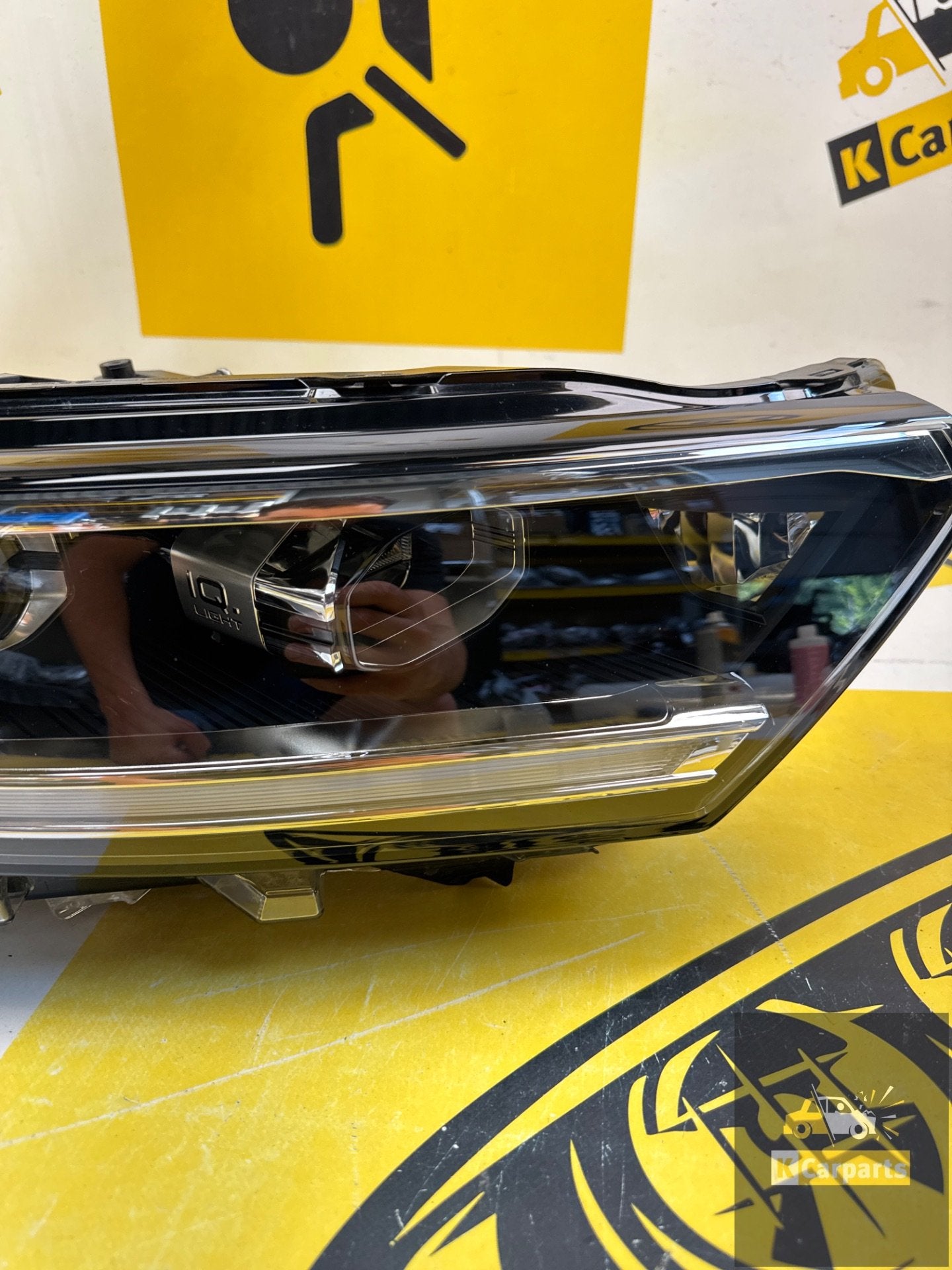VW T-Roc Facelift IQ-LED Koplamp 2GA941036CC origineel lamp, Gebruikt, Volkswagen, Volkswagen AG, Berliner Ring 2
38440  Wolfsburg, DE
