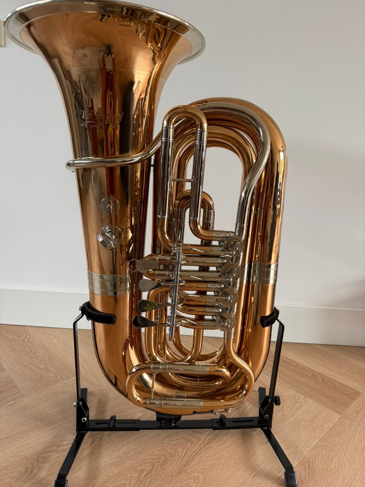 Cerveny Bes bas, Ophalen, Gebruikt, Bes-tuba, Met koffer of draagtas