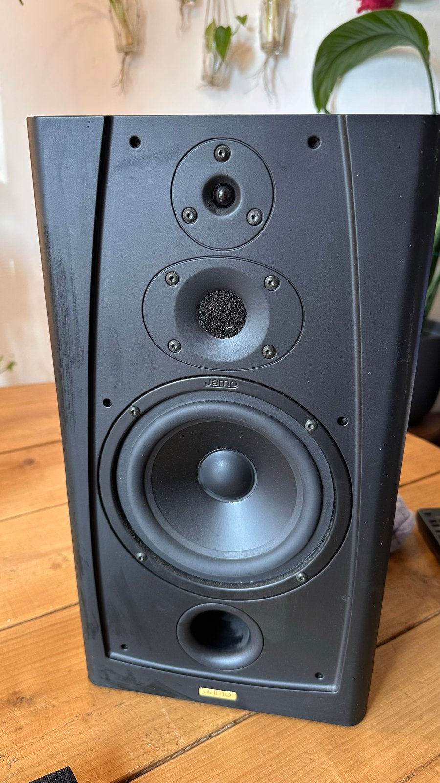 Jamo 68 Speaker, Ophalen, Gebruikt, 60 tot 120 watt, Front, Rear of Stereo speakers