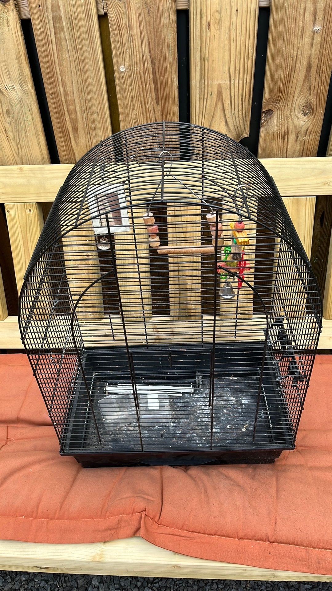 Zwarte vogel kooi, Dieren en Toebehoren, Vogels | Hokken en Kooien, Ophalen, Gebruikt, Metaal, Vogelkooi