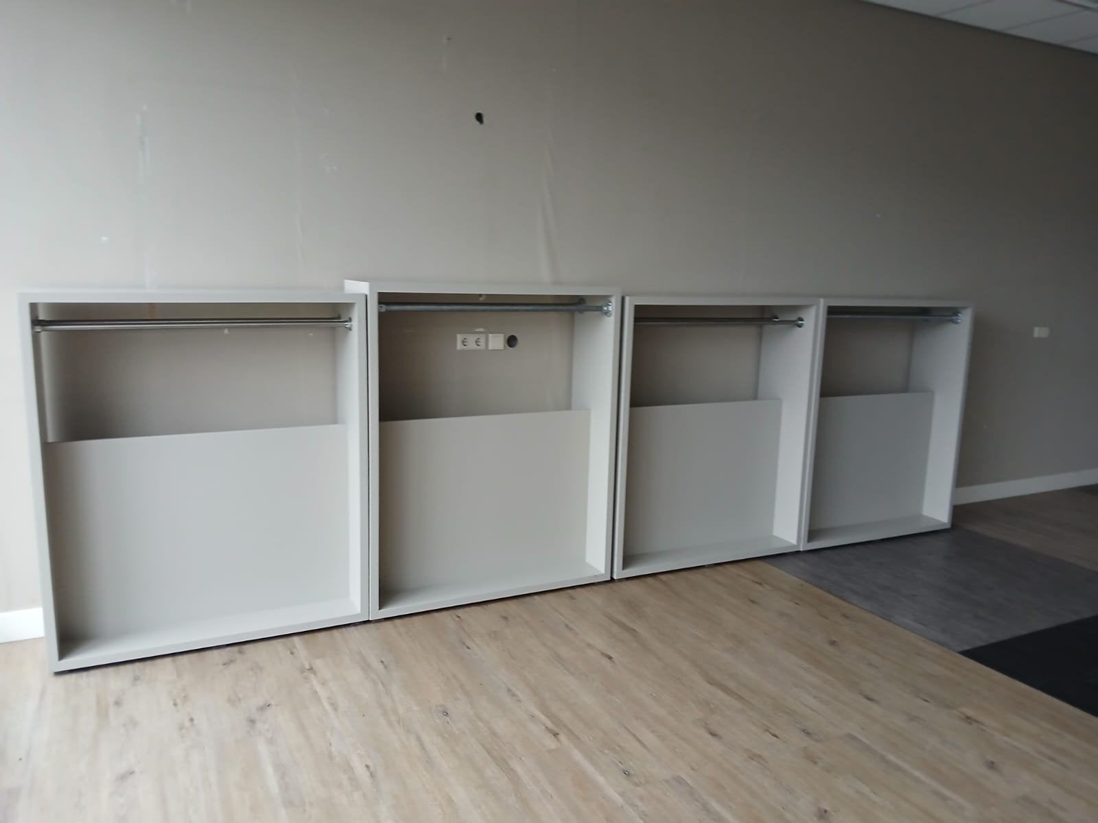 Show kasten / gordijnkasten, Ophalen, Gebruikt, 100 tot 150 cm, Bruin