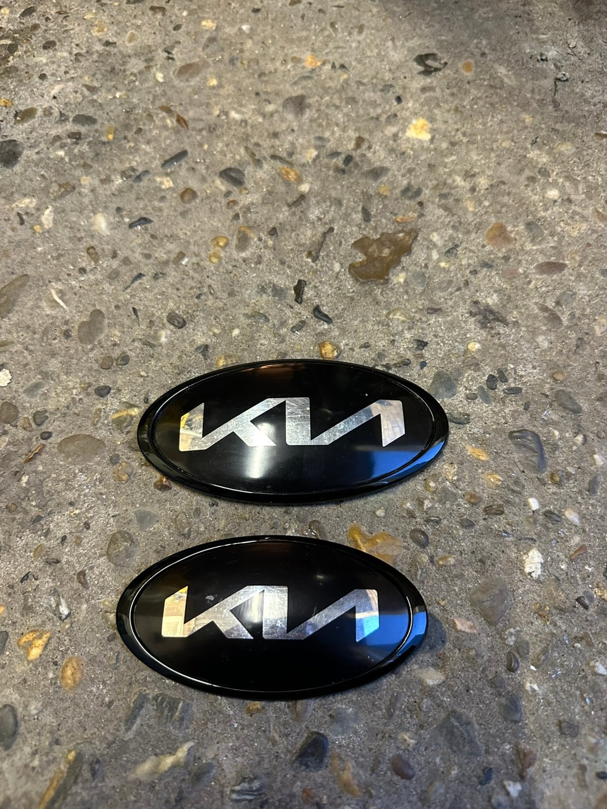 Kia logo’s Zwart Chroom, Ophalen of Verzenden